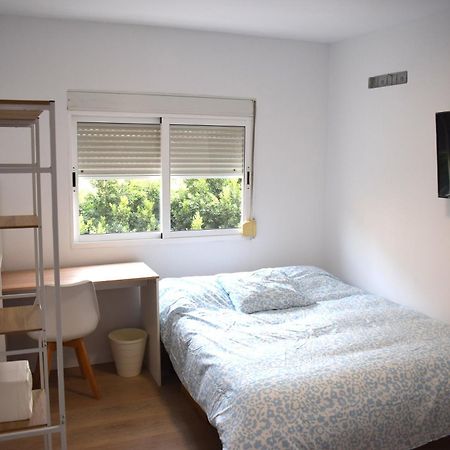 Bueno, Bonito Y Barato Apartment Malaga Exterior photo
