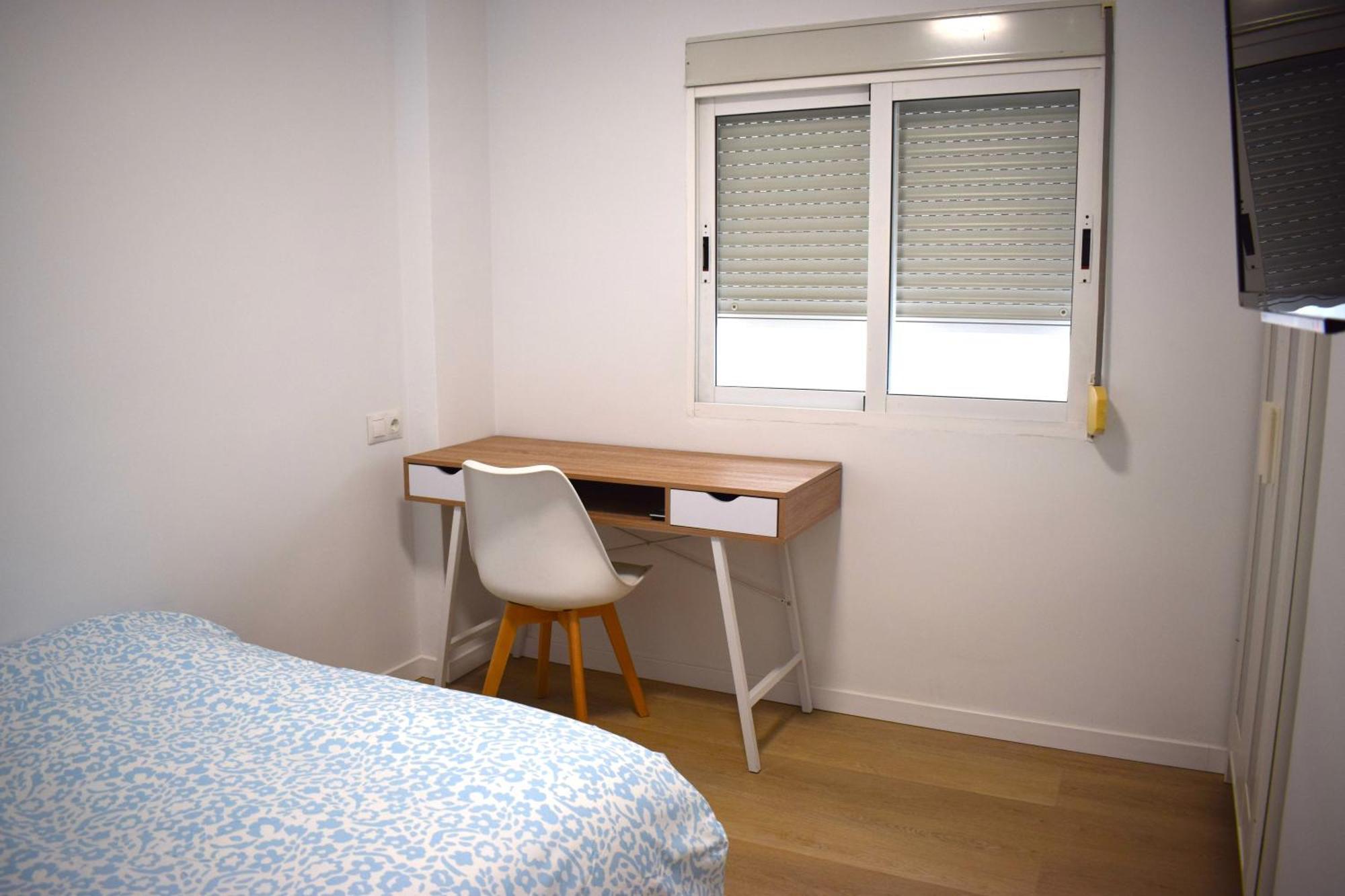 Bueno, Bonito Y Barato Apartment Malaga Exterior photo